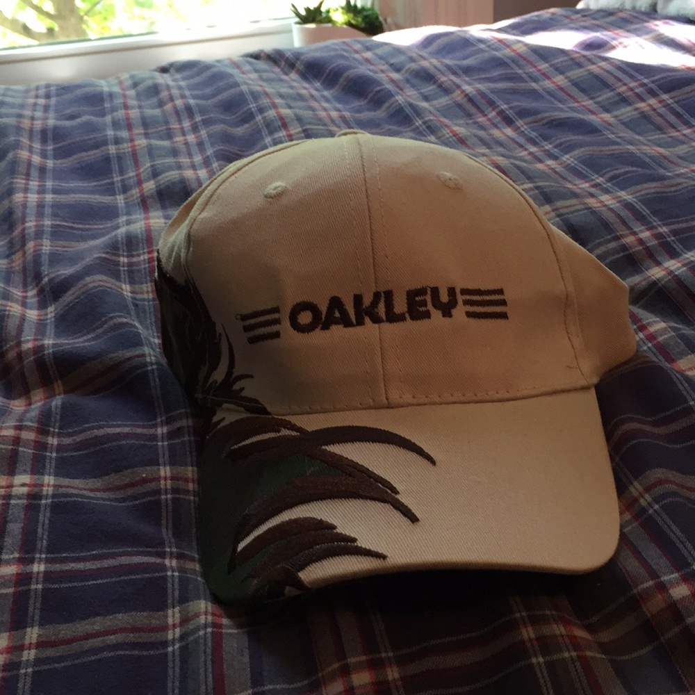 Oakley trucking hat